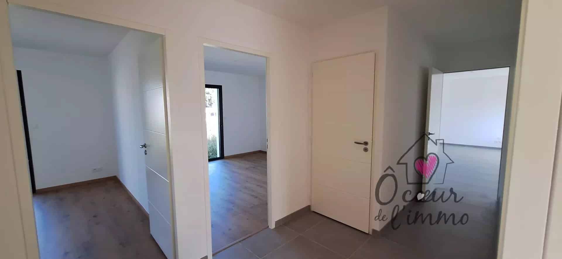 Plain pied 127 m2 : 4 chambres + garage