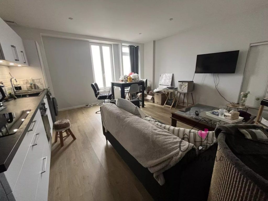 CHOLET APPARTEMENT T3