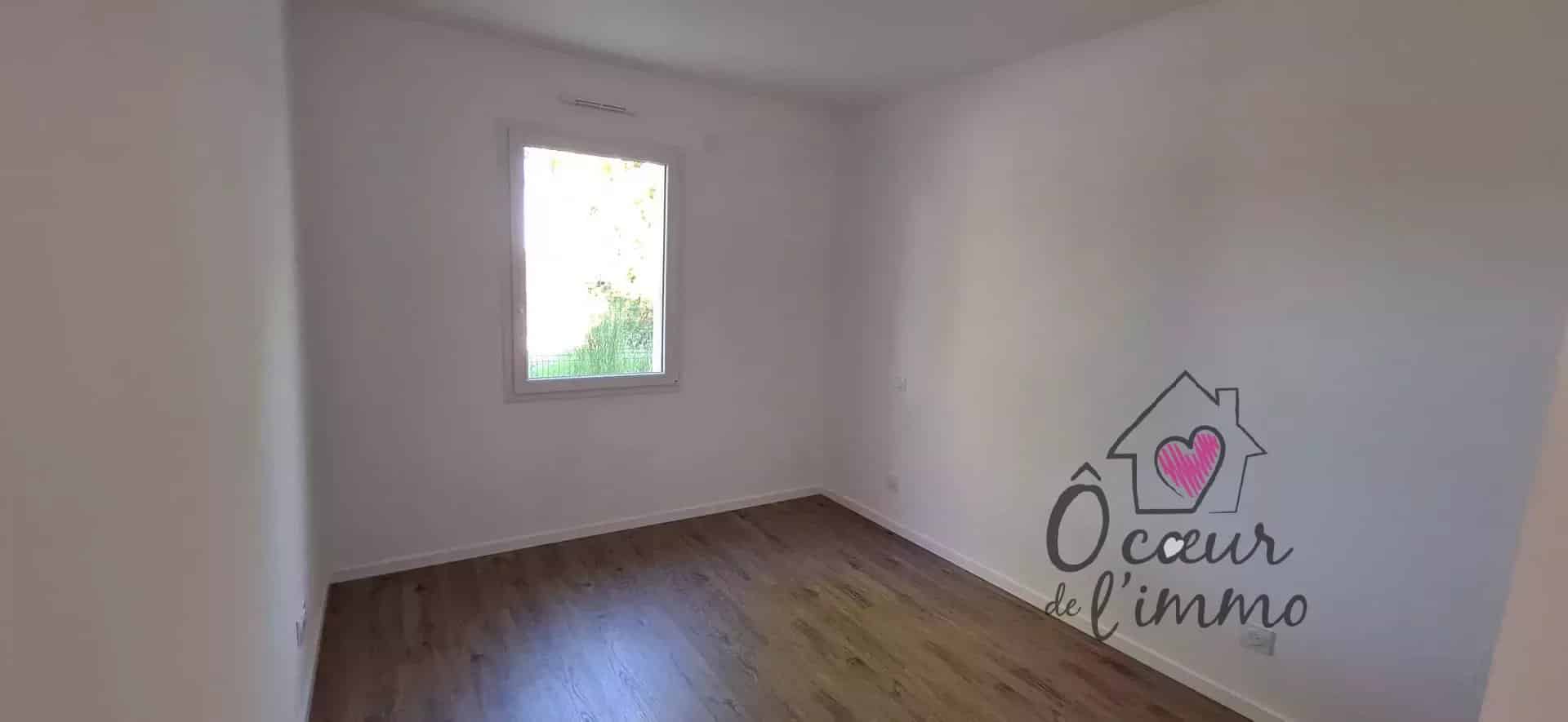 Plain pied 3 chambres  96m2 avec  garage