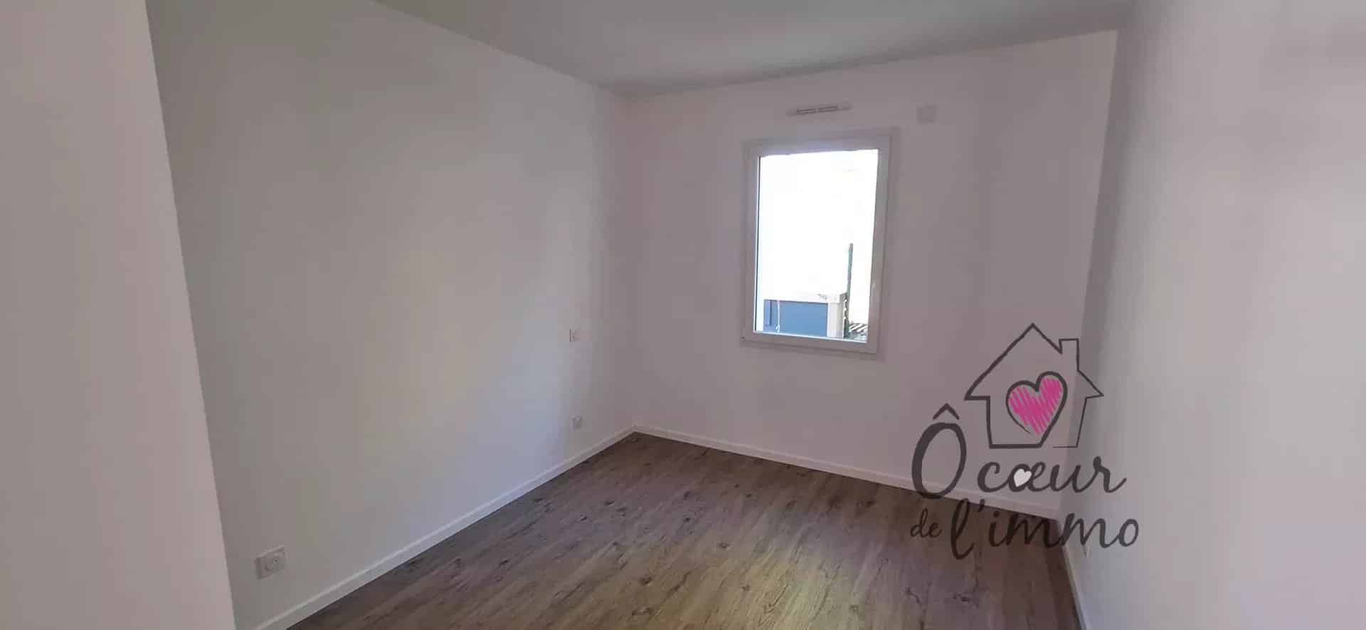 Plain pied 3 chambres  96m2 avec  garage