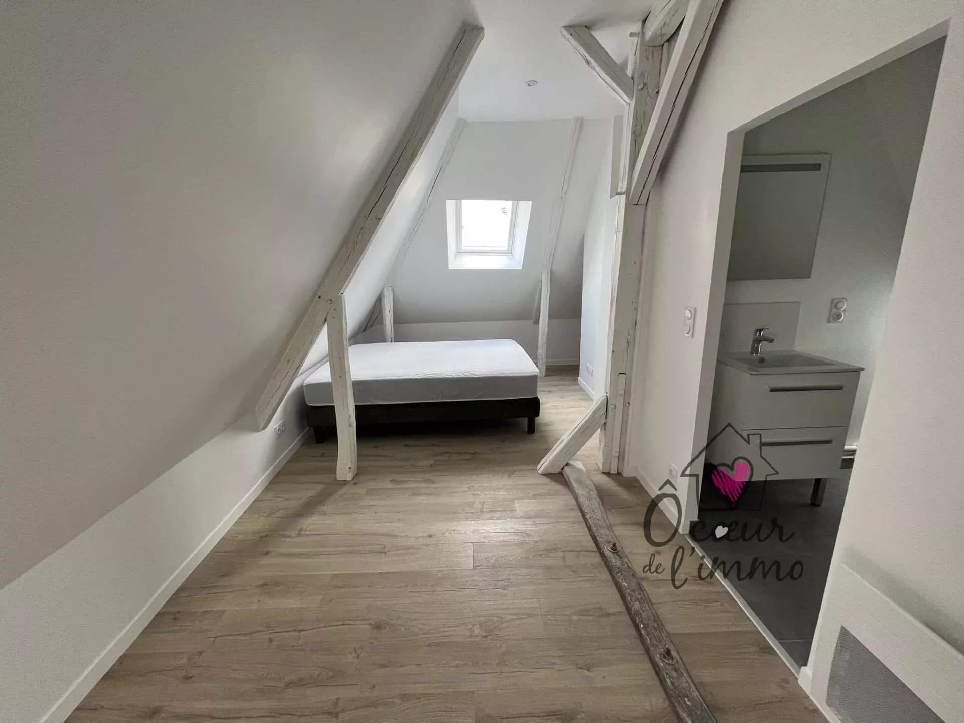 CHOLET – CENTRE VILLE  -APPARTEMENT T3 NEUF