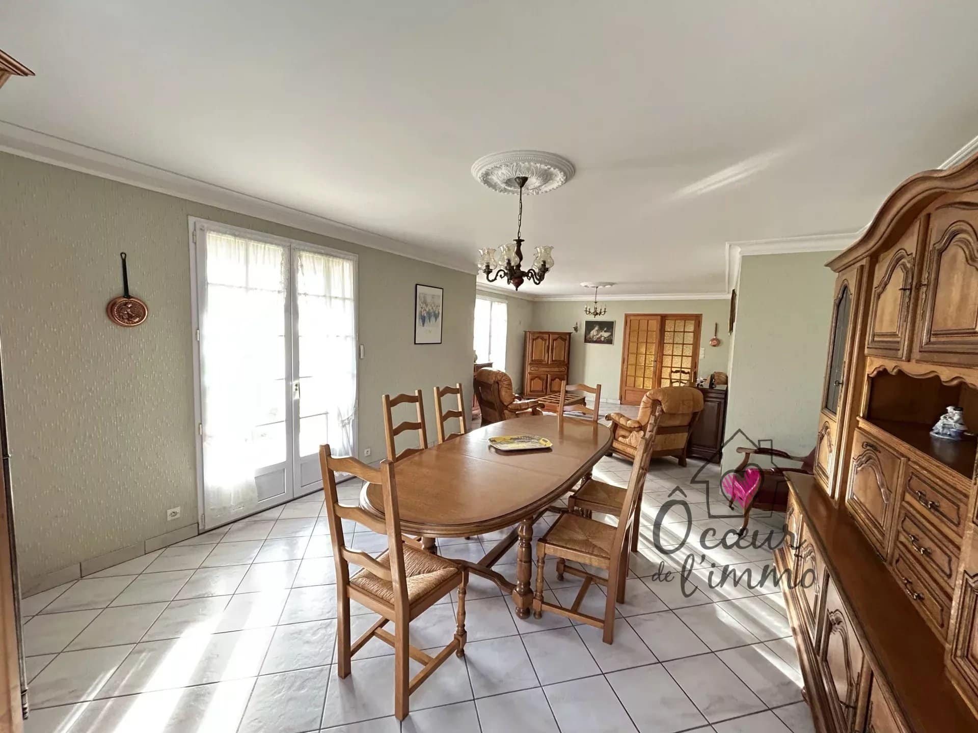 PAVILLON EN CAMPAGNE