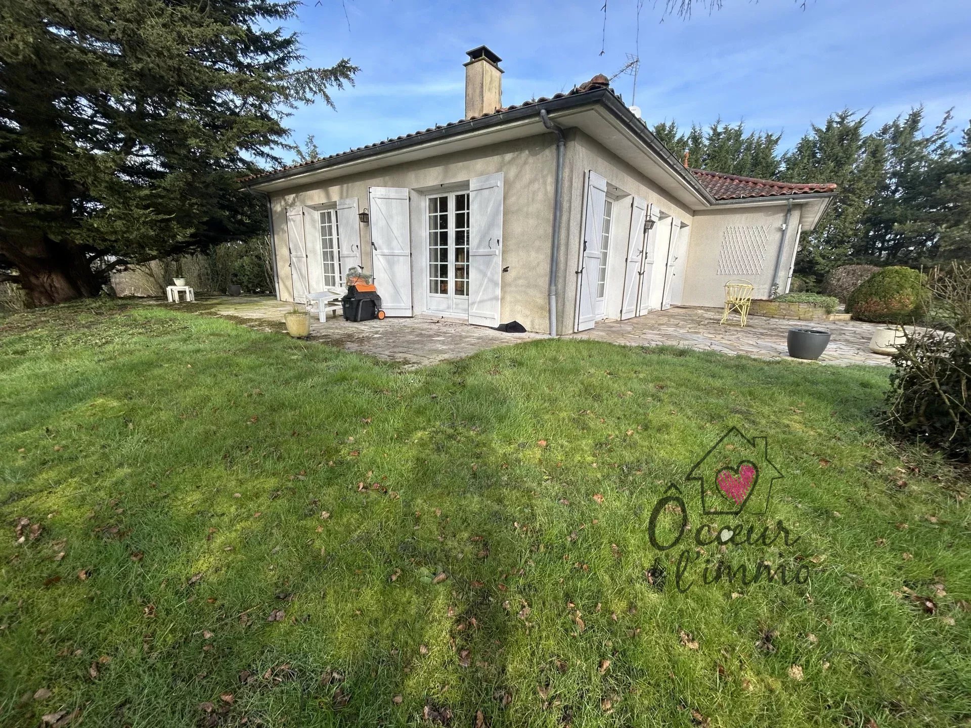PAVILLON DE 124M2 SUR 4800M² DE TERRAIN