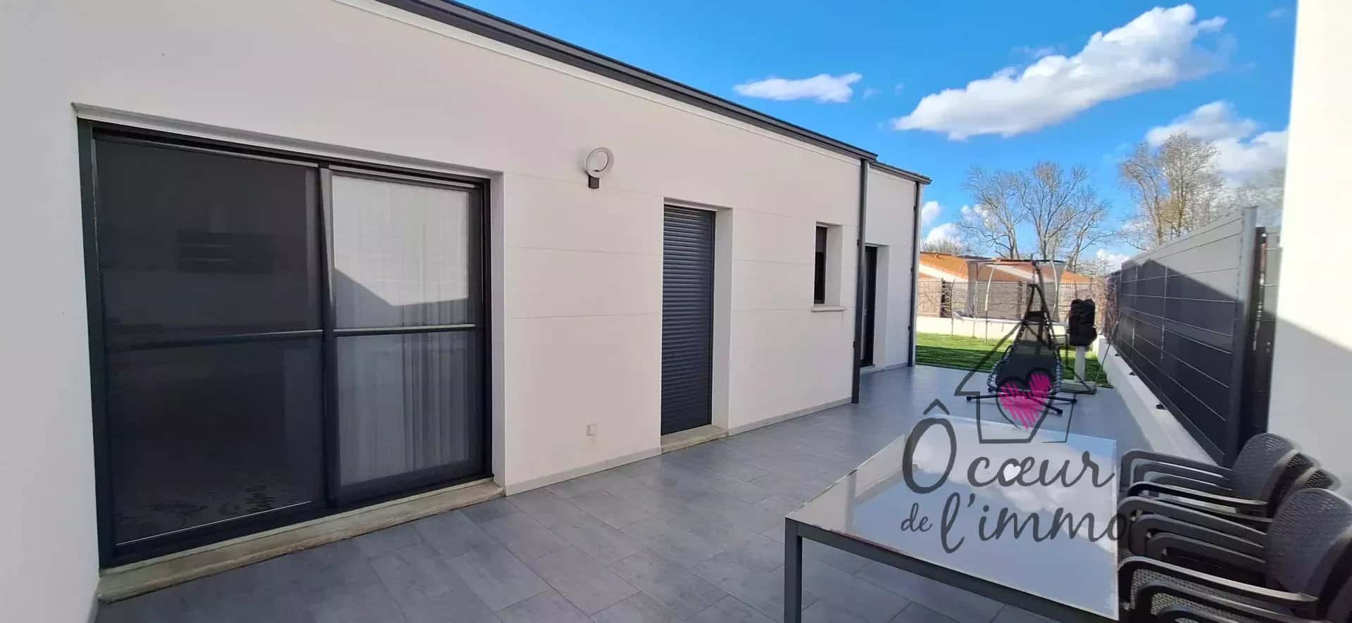 Maison de Plain Pied 141m2 :  4 chambres  + garage