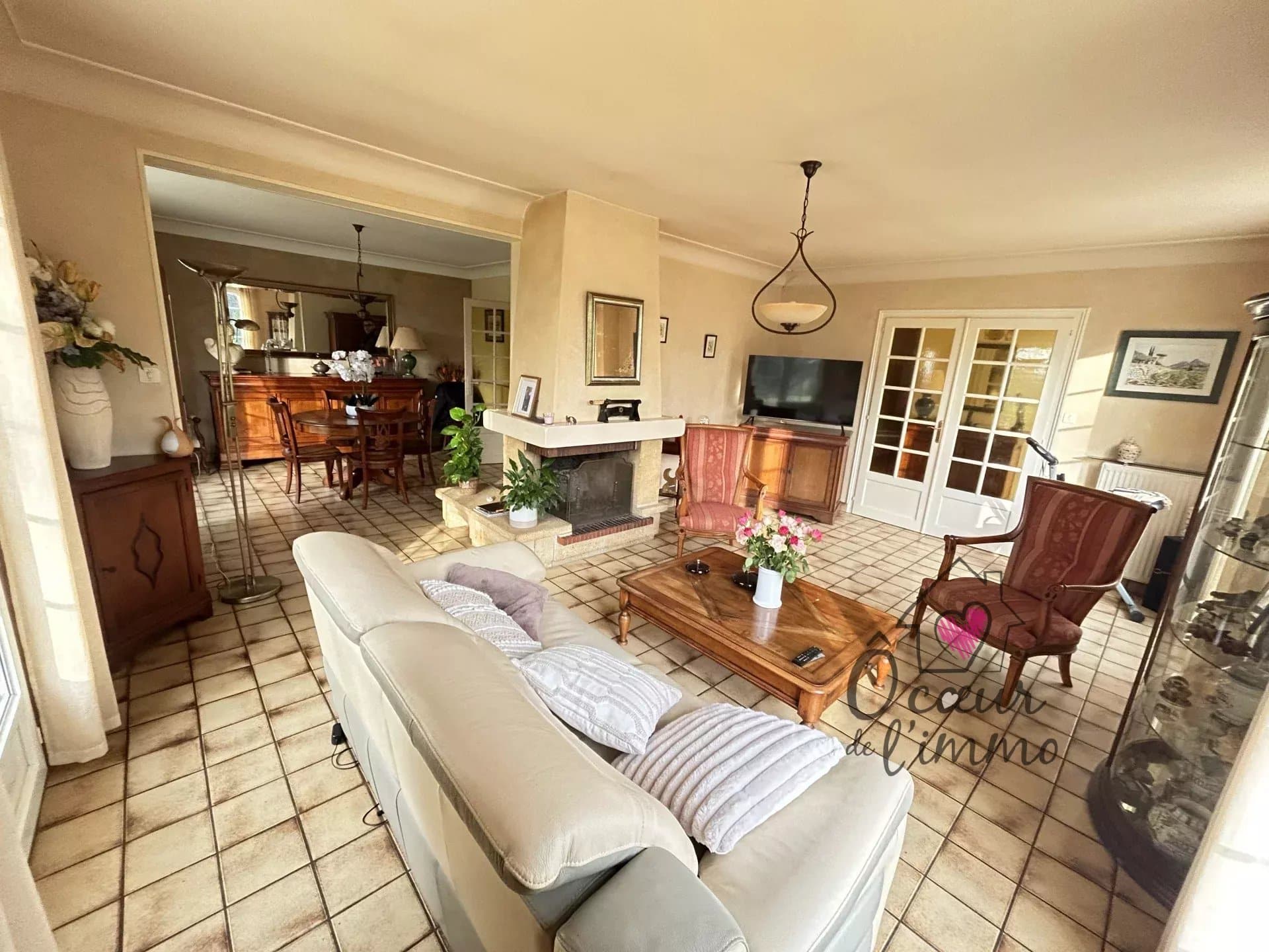 PAVILLON DE 124M2 SUR 4800M² DE TERRAIN