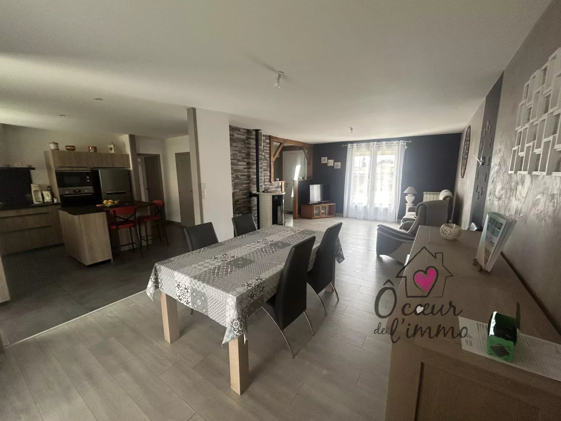 PAVILLON 134M² SAINT-GEORGES-DES-GARDES