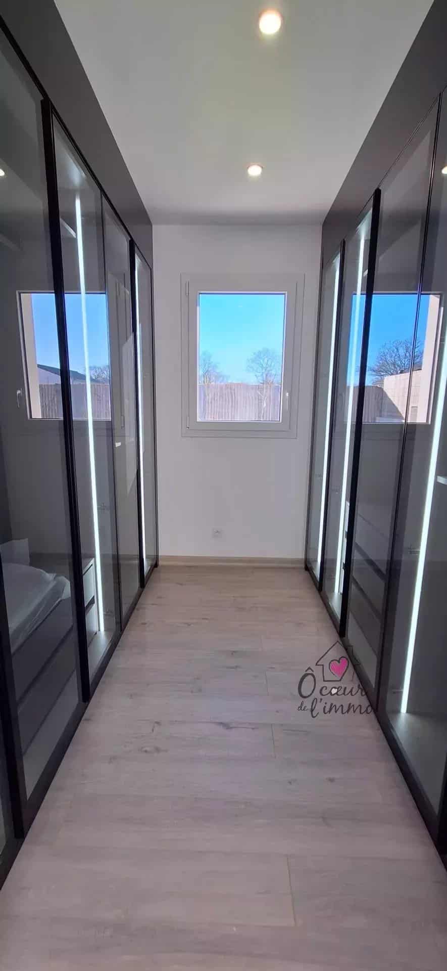 Maison Moderne 4 chambres  avec 50m2 de garage