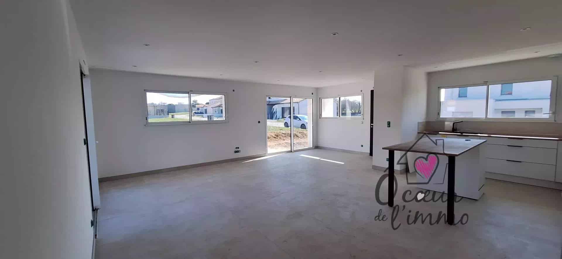 Plain pied  3 chambres  : 112m2 + garage