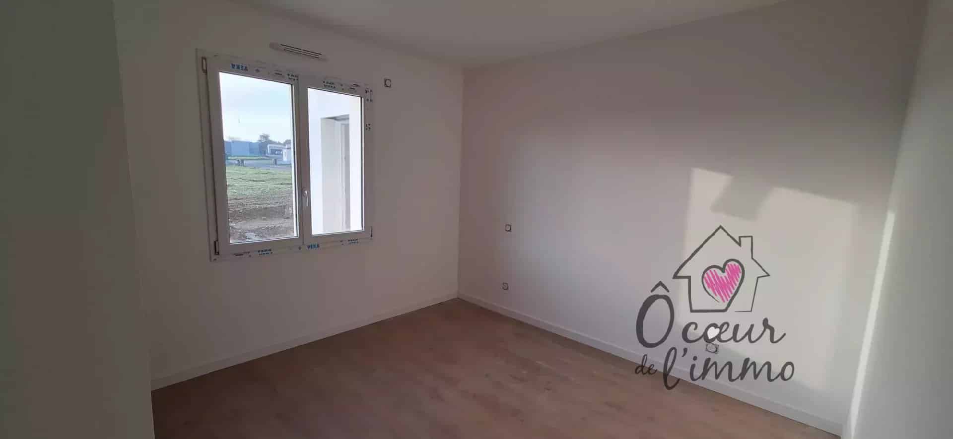 Plain pied  3 chambres  : 112m2 + garage