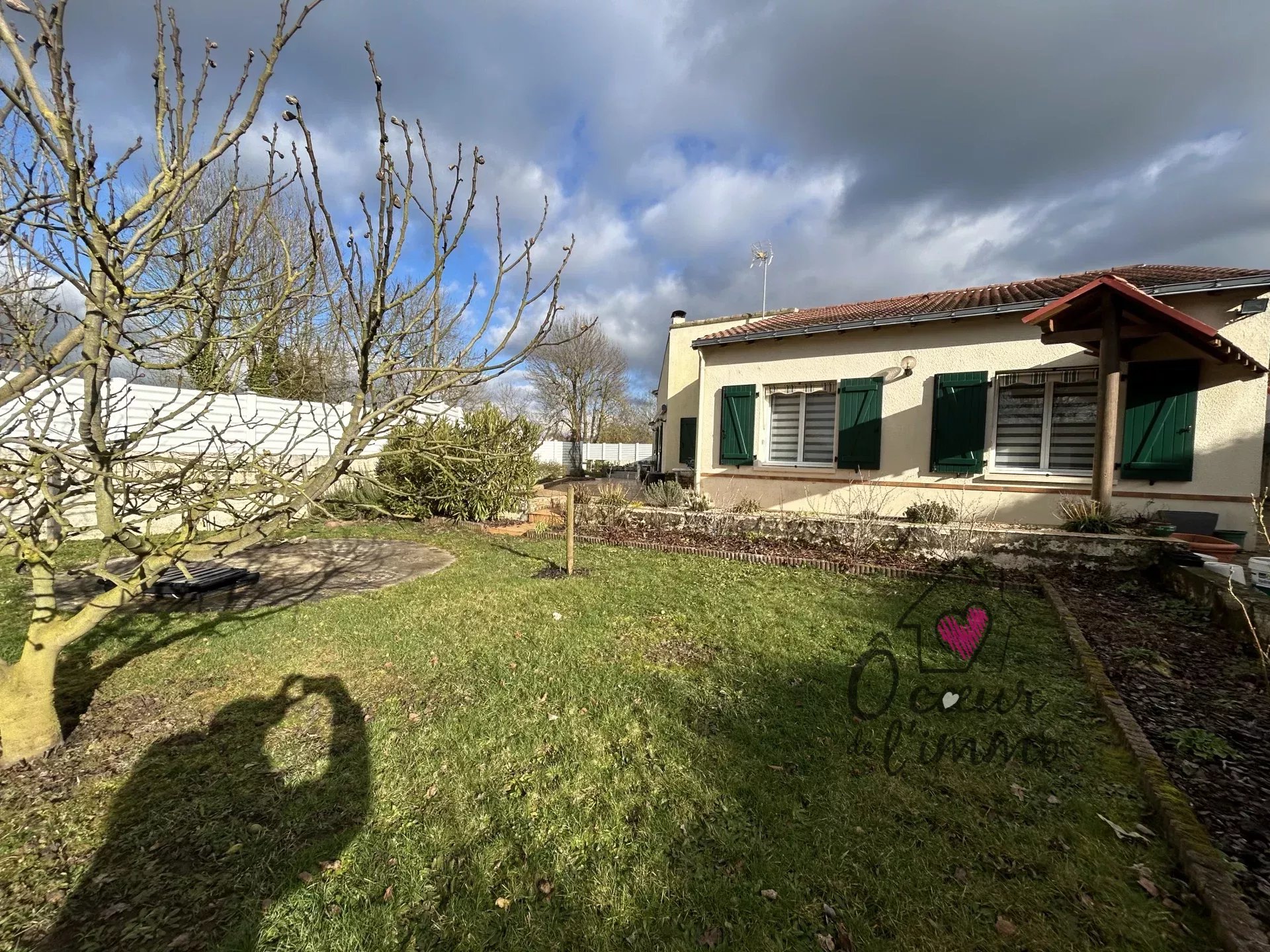 PLAIN PIED 118M² NUAILLE