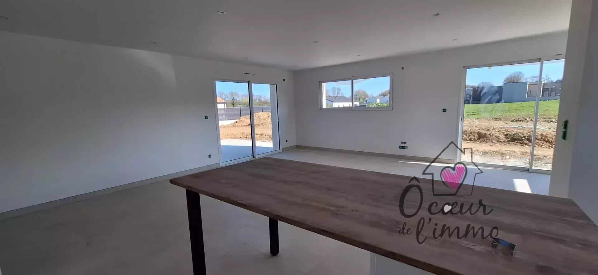 Plain pied  3 chambres  : 112m2 + garage