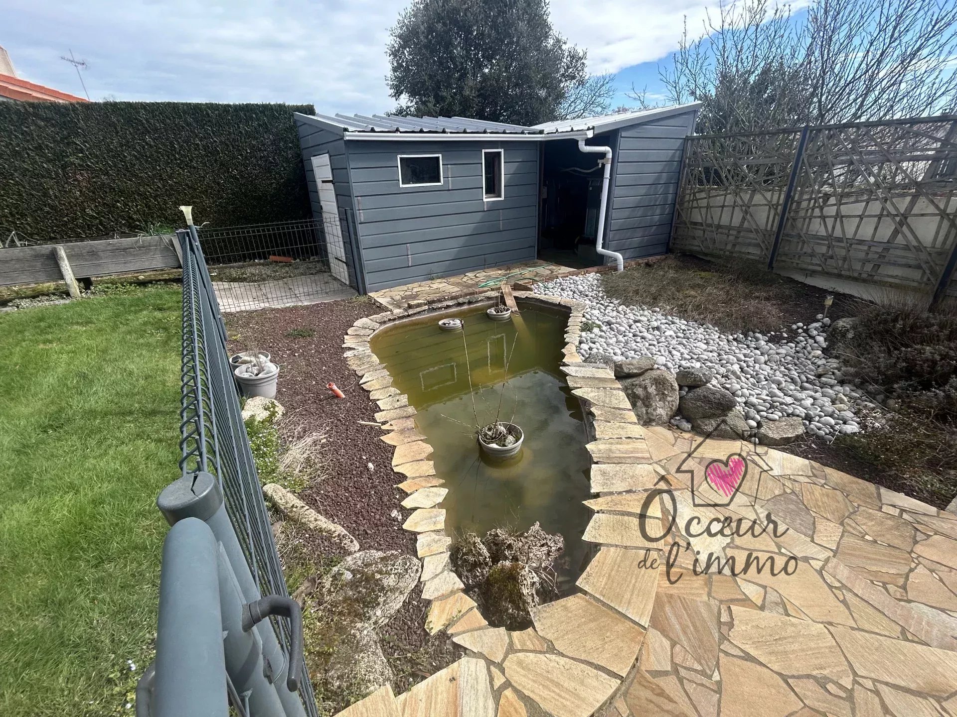 PAVILLON 134M² SAINT-GEORGES-DES-GARDES