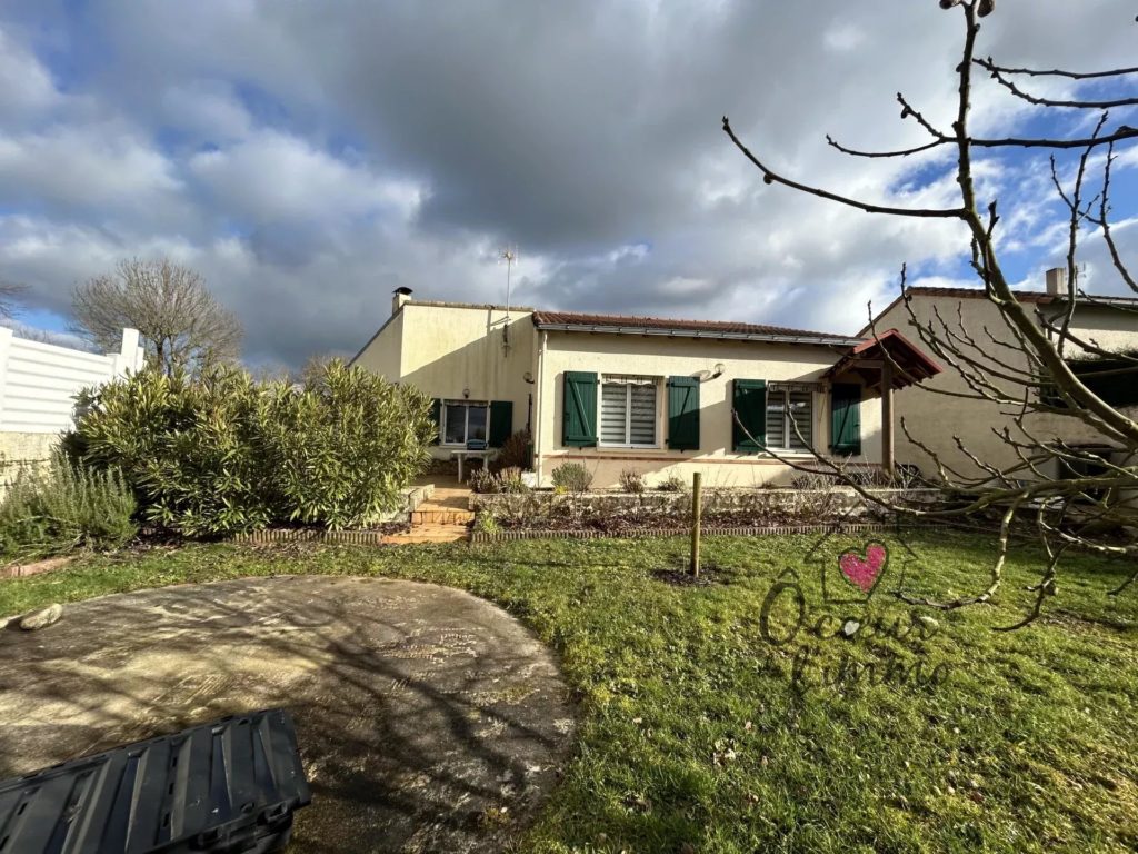 PLAIN PIED 118M² NUAILLE