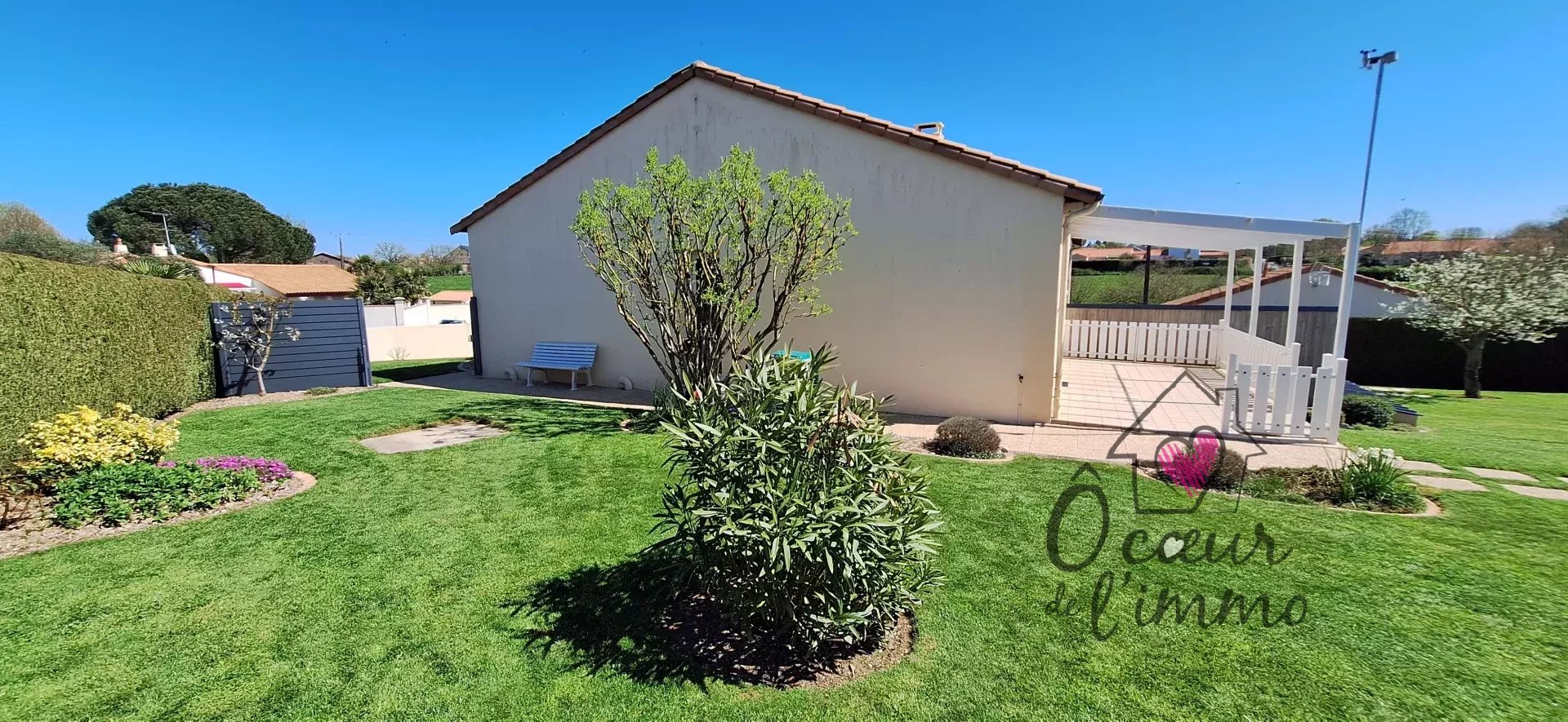 maison 95 m2 rénovée  sur  sous sol.