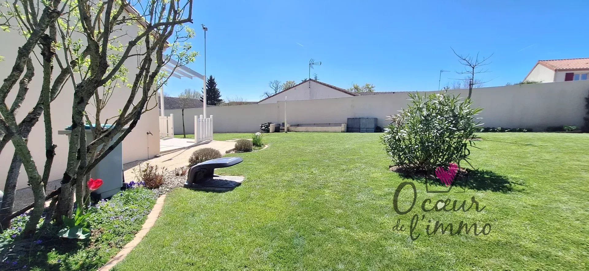 maison 95 m2 rénovée  sur  sous sol.