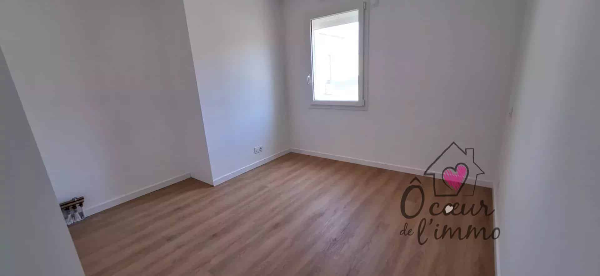 Plain pied  : 3 chambres + garage