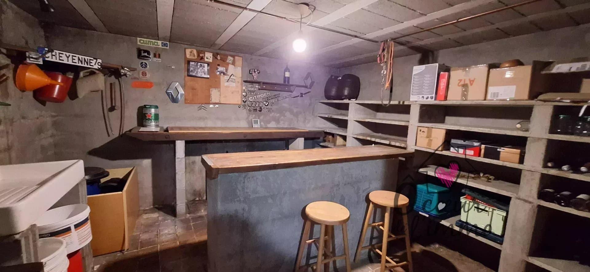 maison 95 m2 rénovée  sur  sous sol.