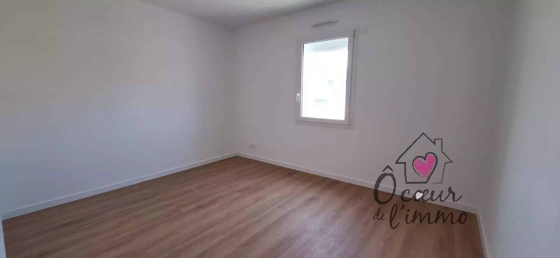 Plain pied  : 3 chambres + garage