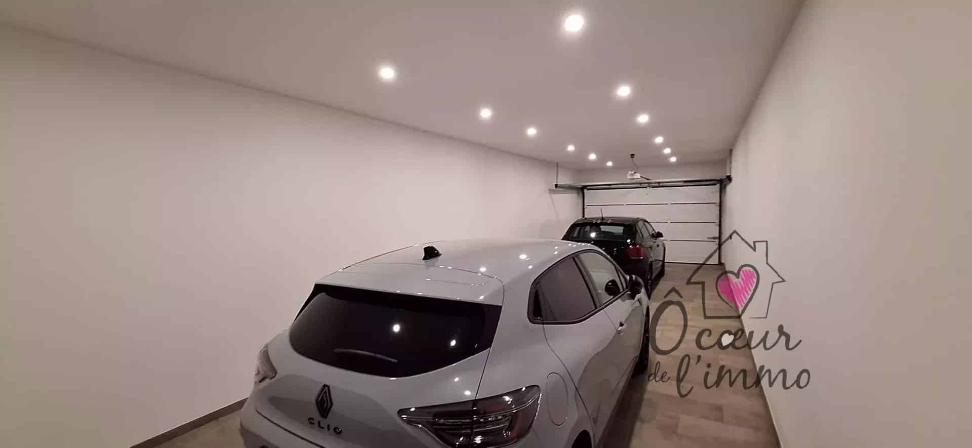 Maison Moderne 4 chambres  avec 50m2 de garage