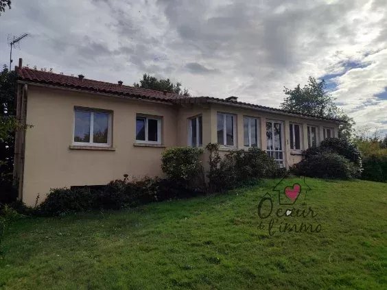 PAVILLON SUR SOUS SOL