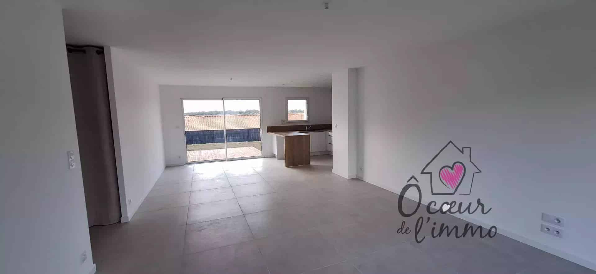 Plain pied  : 3 chambres + Garage