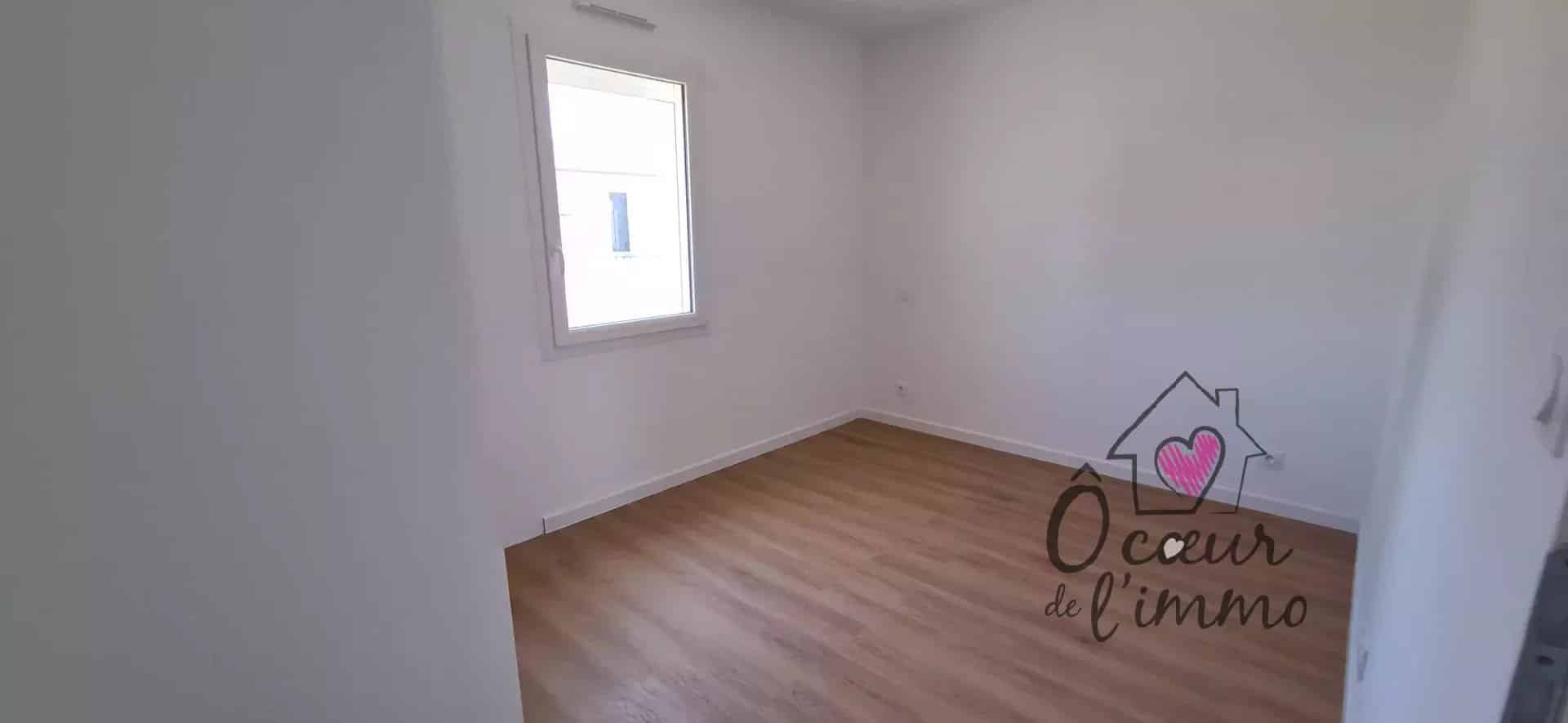 Plain pied  : 3 chambres + garage