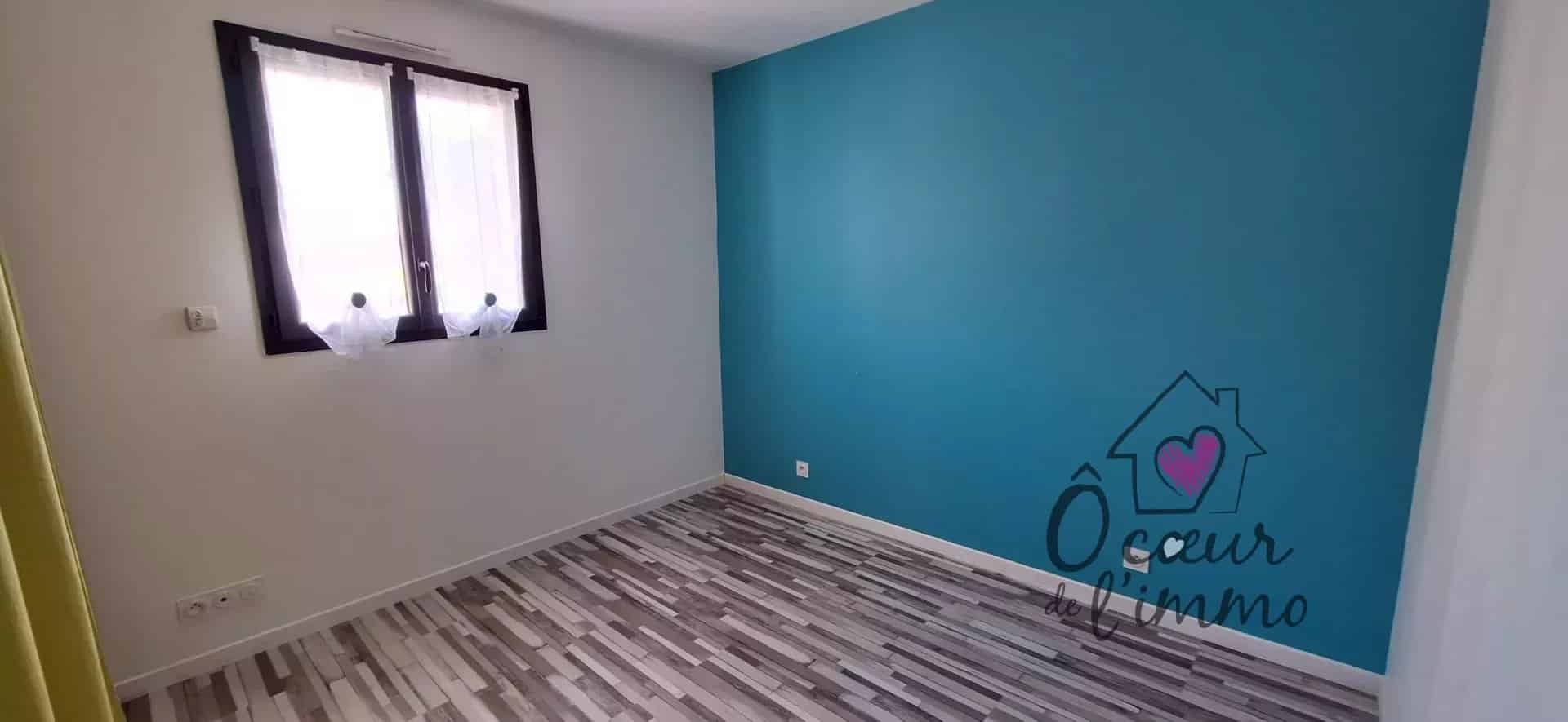 Plain pied 101m2 avec garage.