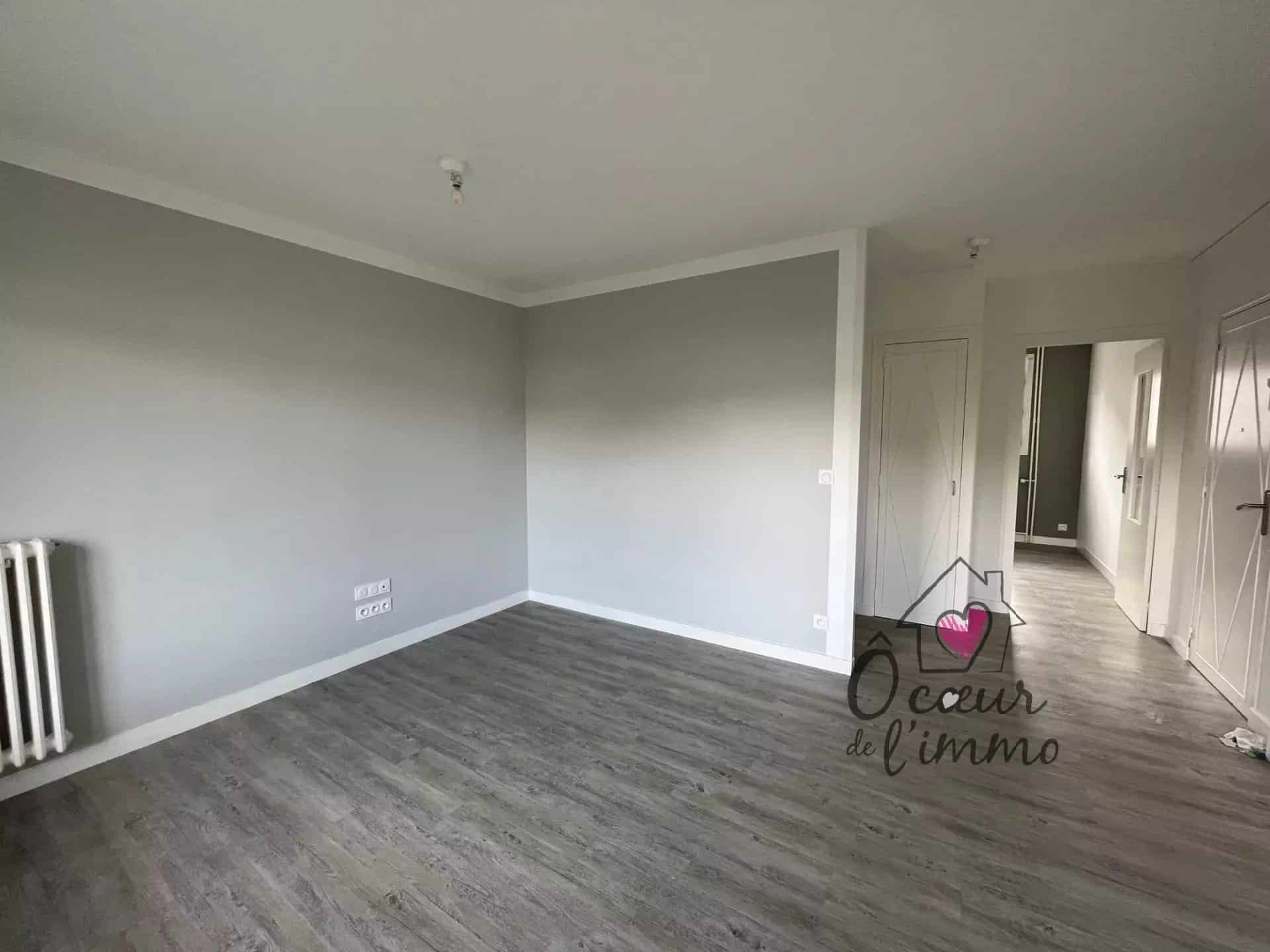 CHOLET APPARTEMENT T3