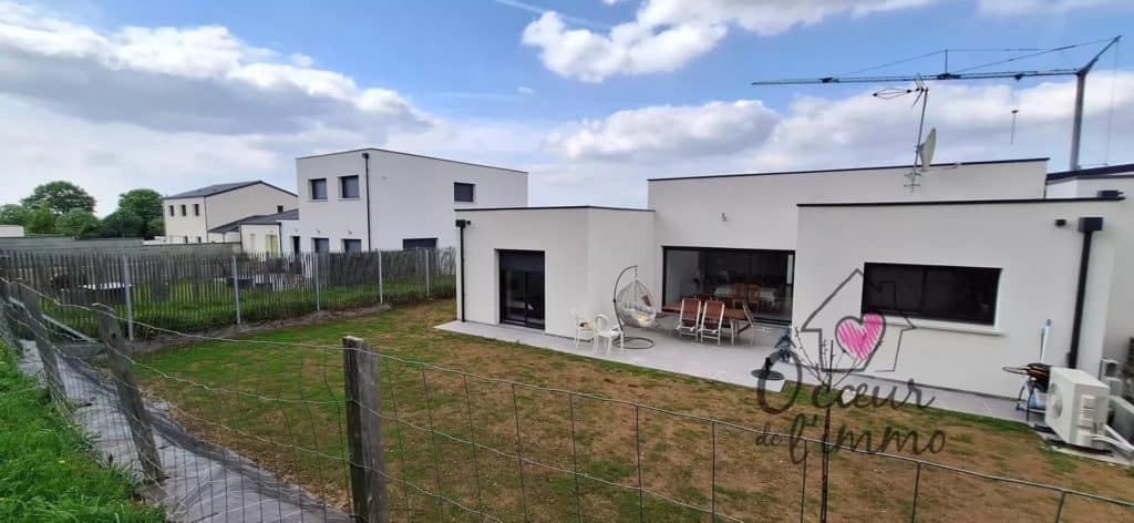 Plain pied moderne   4 chambres  avec garage