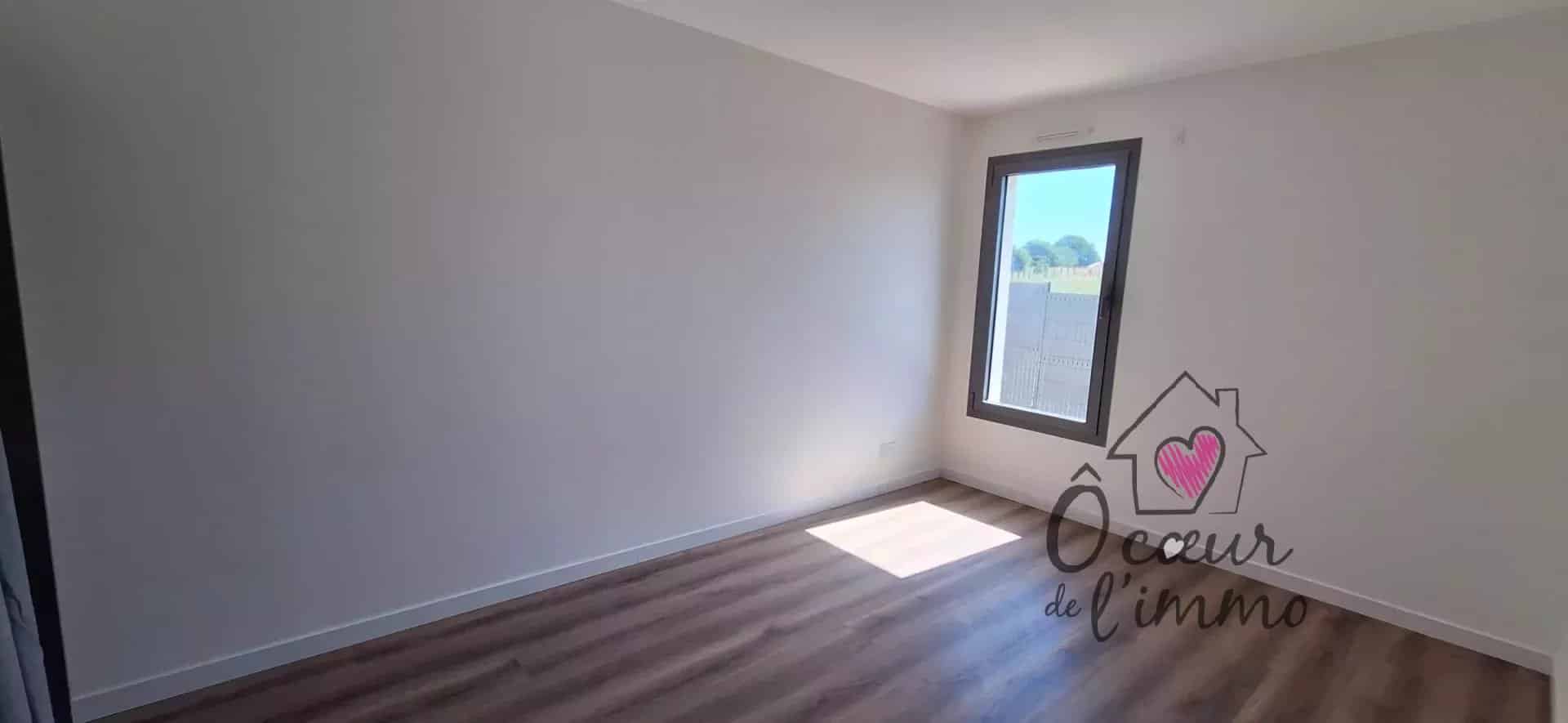 Beau plain pied 125m2 avec garage.