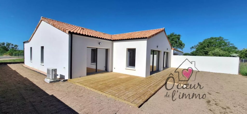 Beau plain pied 125m2 avec garage.