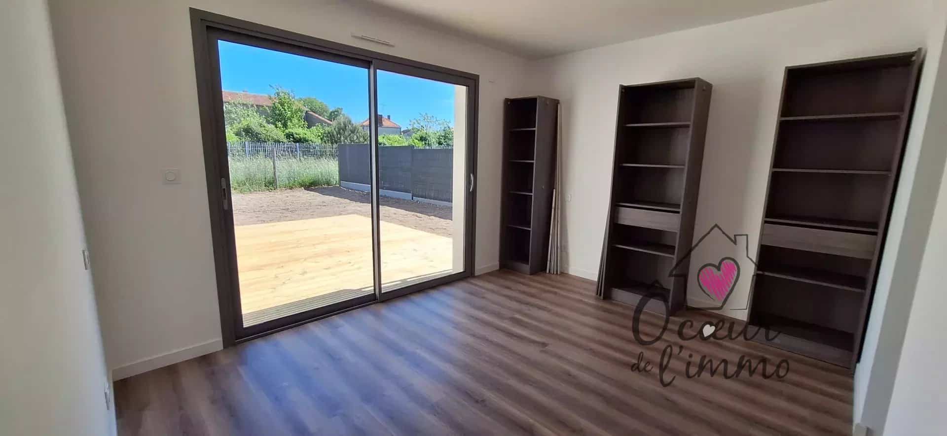 Beau plain pied 125m2 avec garage.