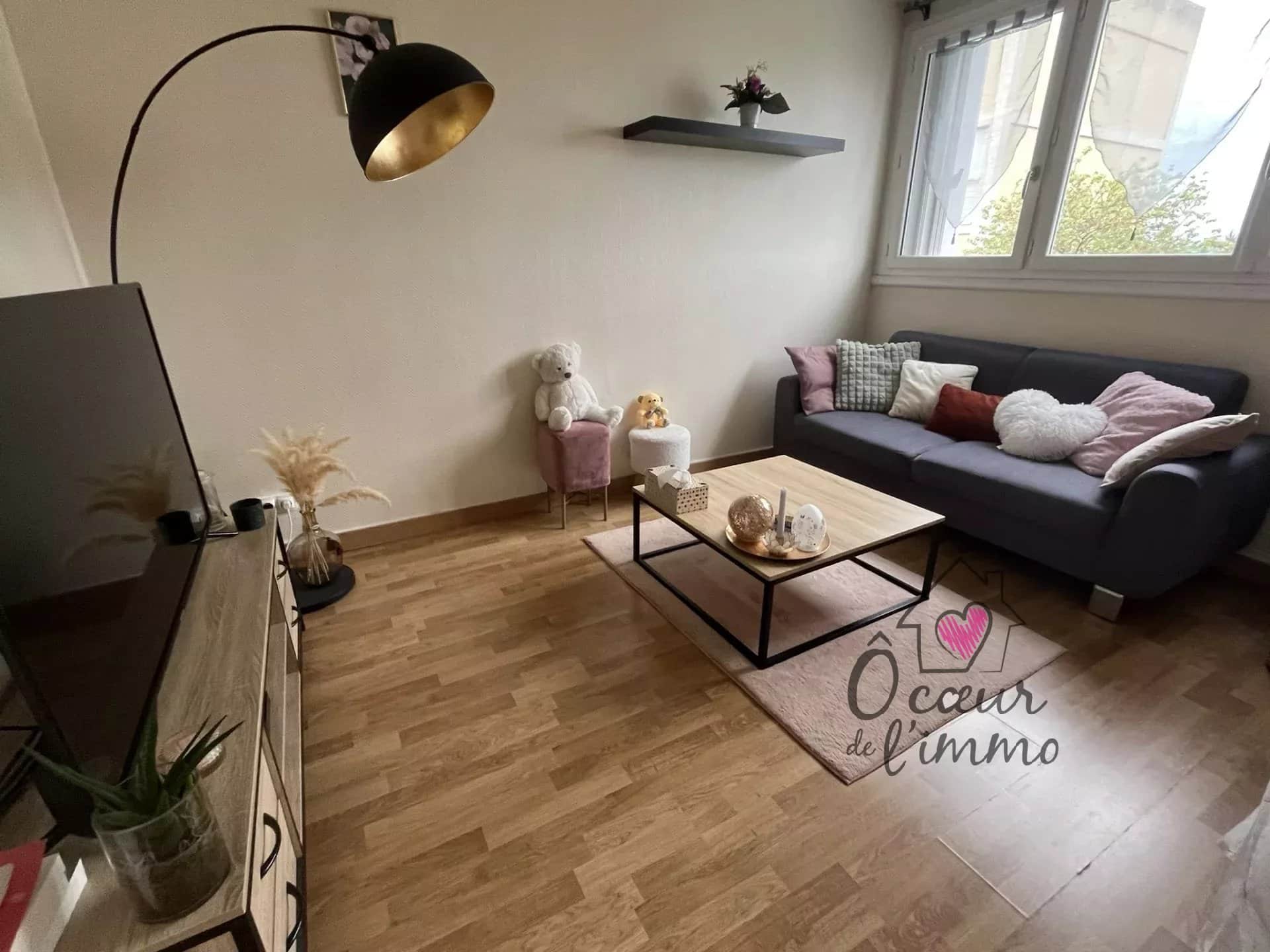 CHOLET APPARTEMENT 2 CHAMBRES