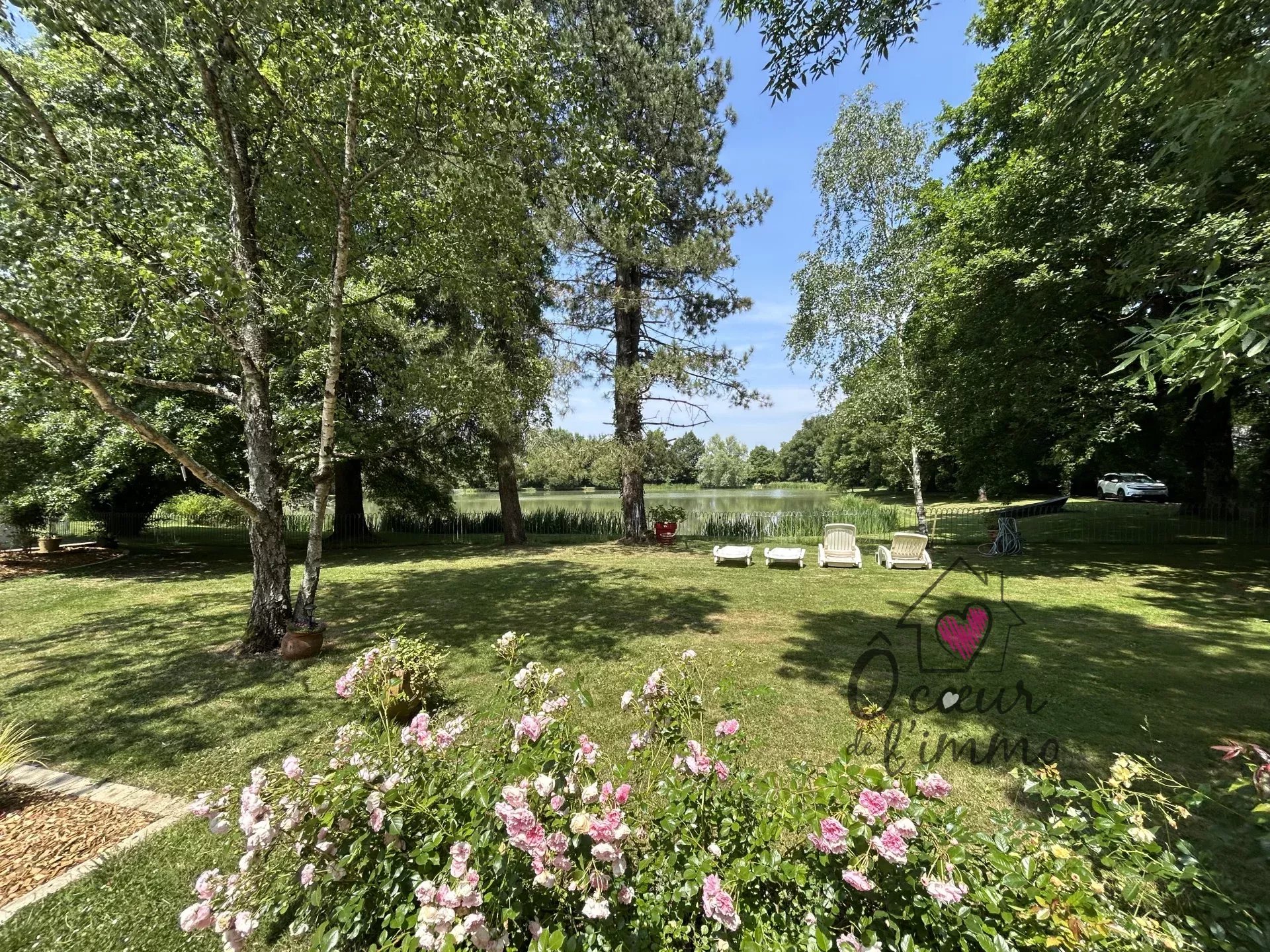 PROPRIÉTÉ AVEC ETANG