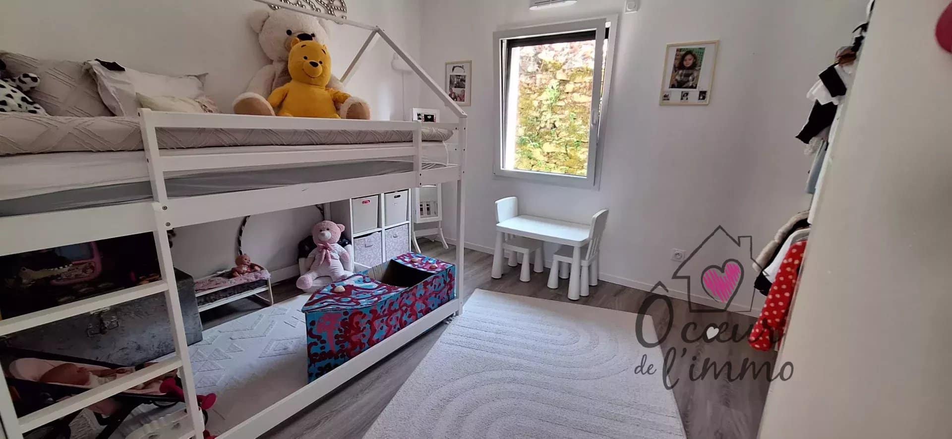 Plain pied : 4 chambres avec jardinet
