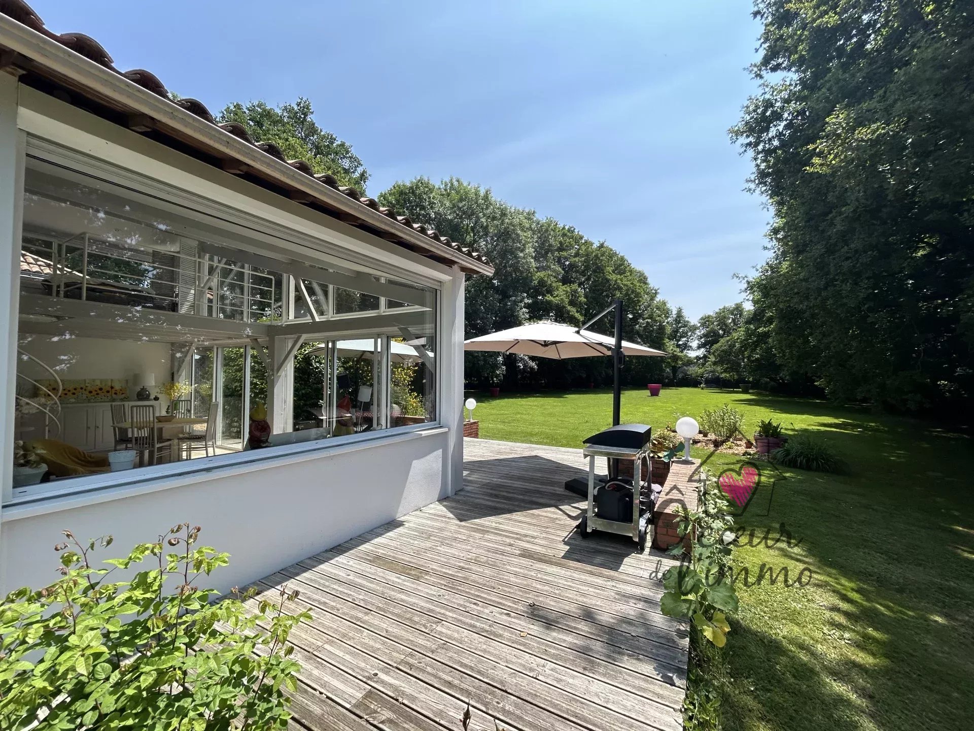PROPRIÉTÉ AVEC ETANG
