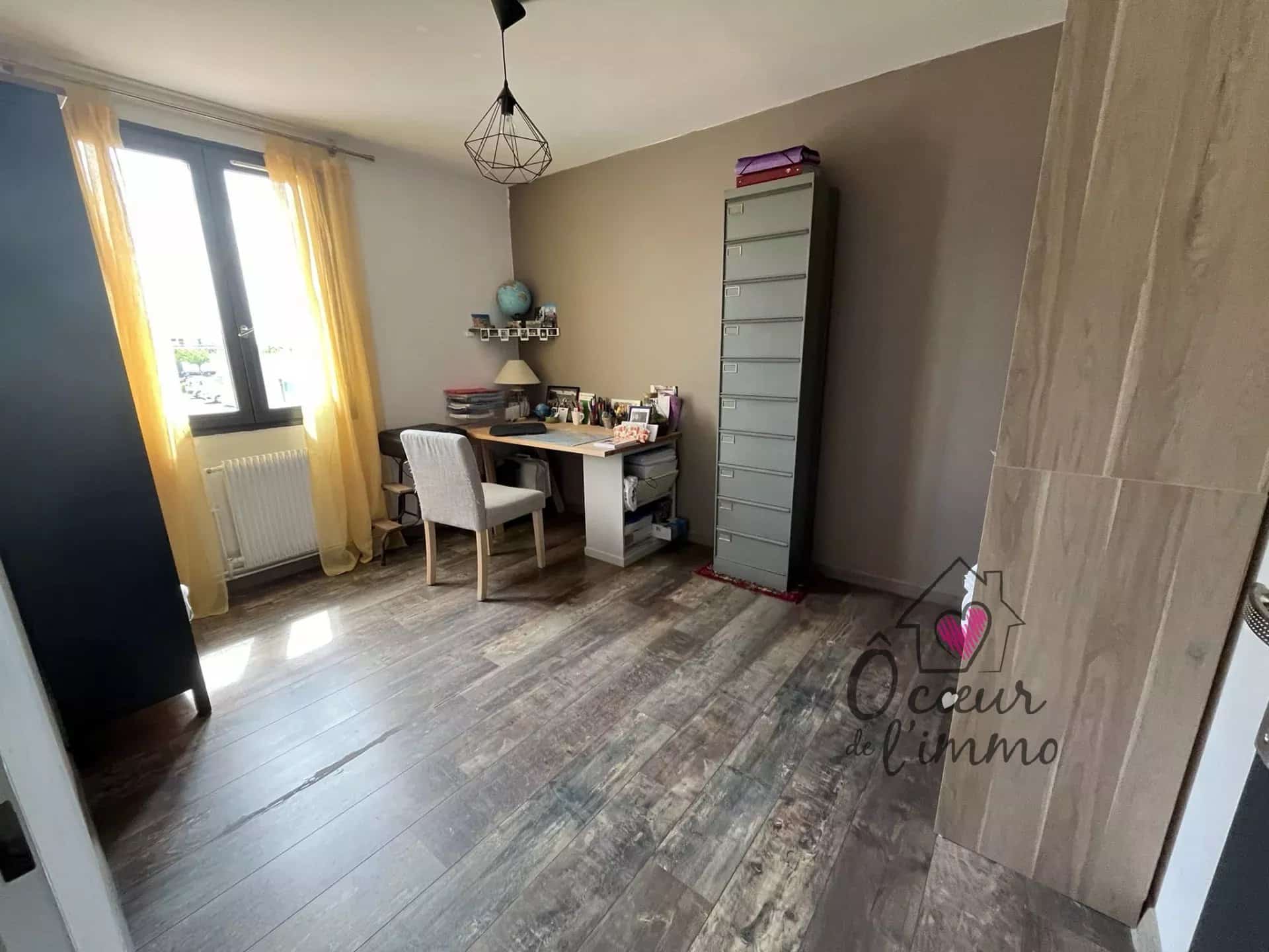 CHOLET MAISON MEUBLEE QUARTIER CHOLETIERE