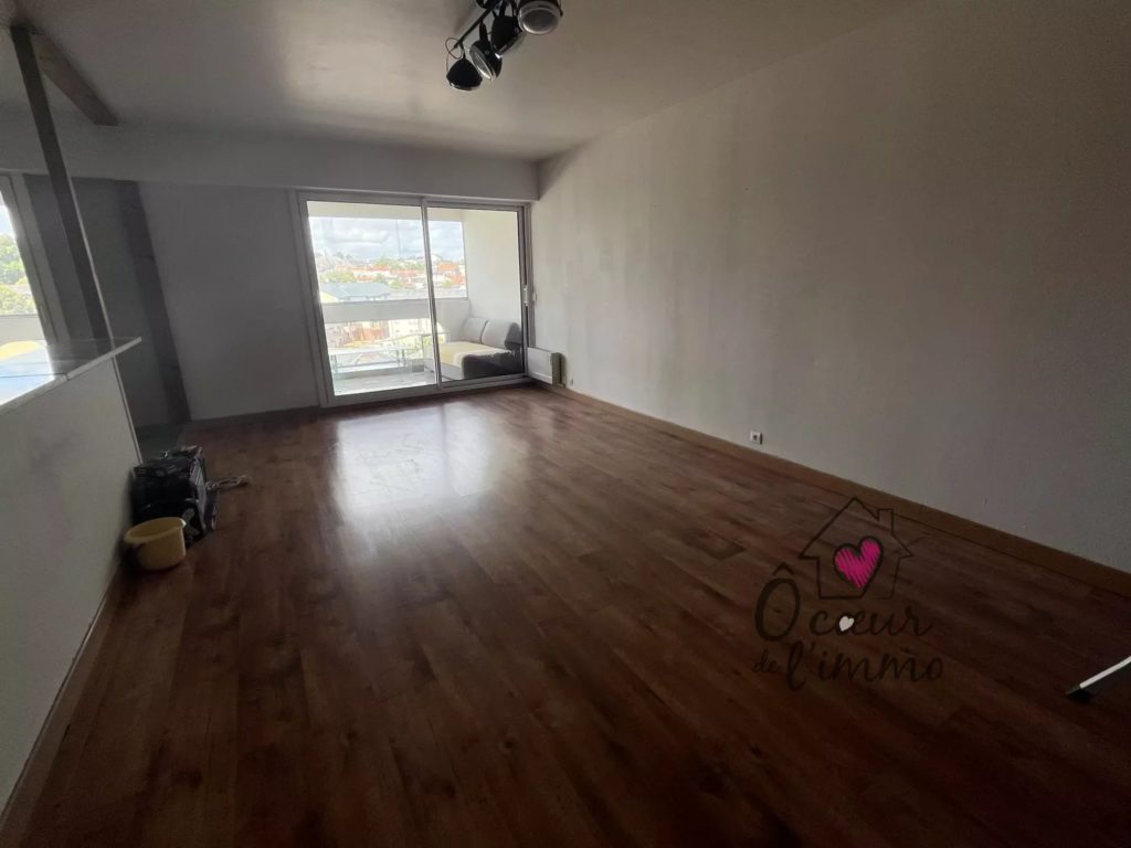 CHOLET APPARTEMENT T3