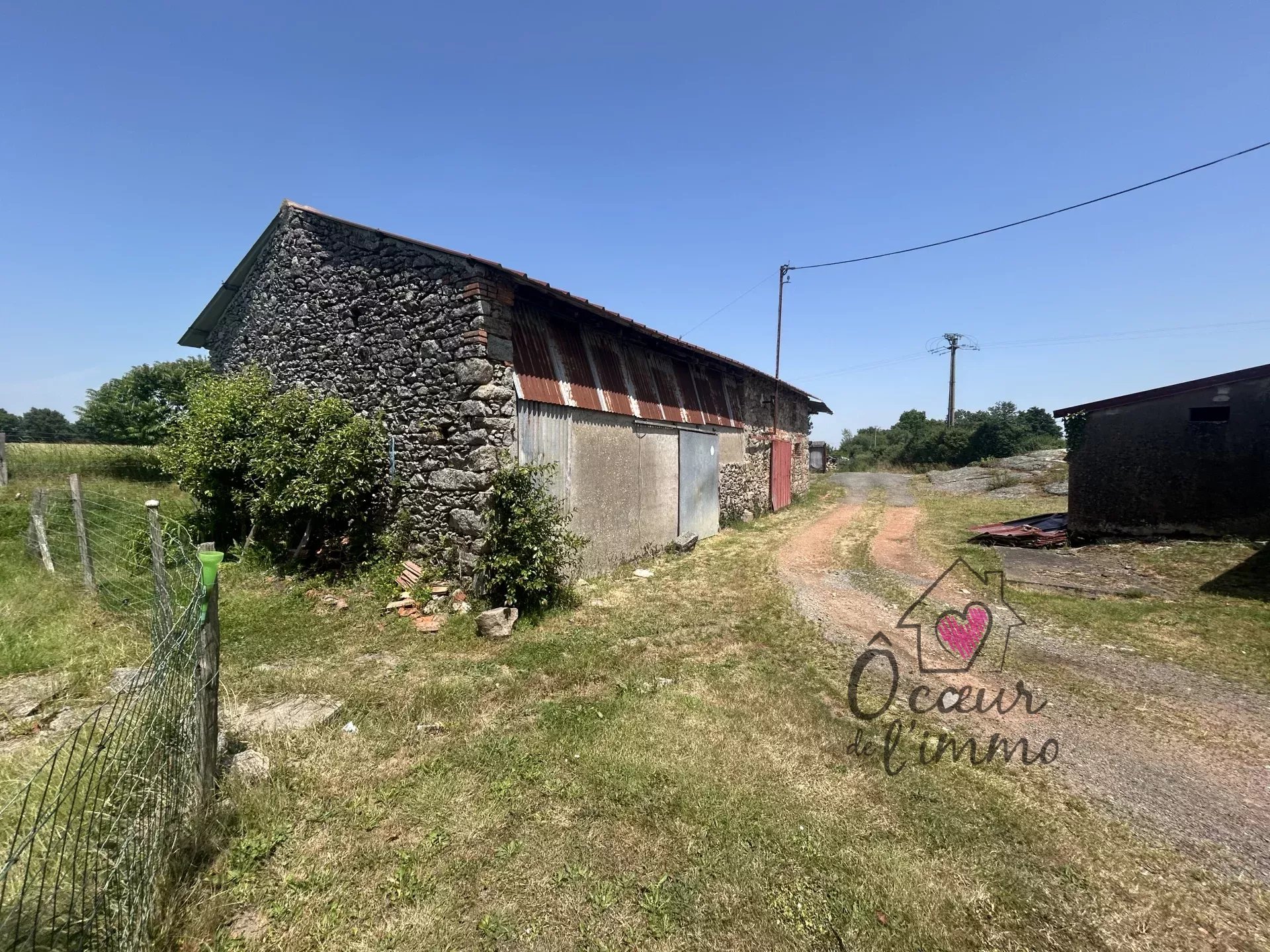 LONGÈRE À LA CAMPAGNE DE CORON