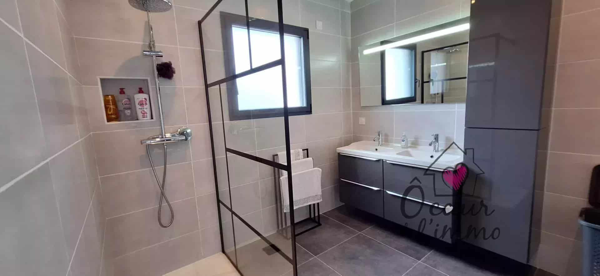 Beau Plain pied  de 118 m2 :  3 chambres + garage