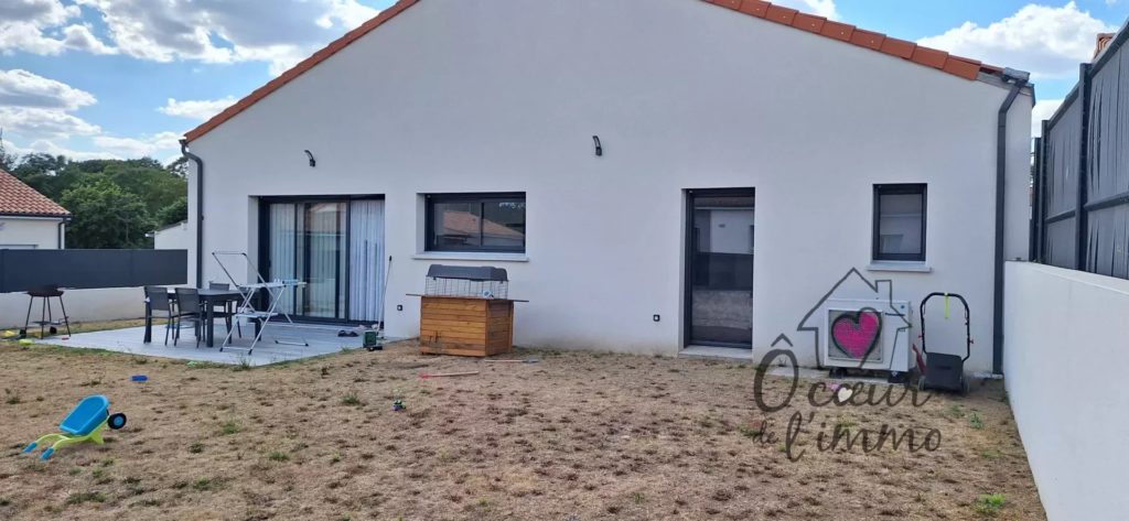 Plain pied  de 118 m2 :  3 chambres