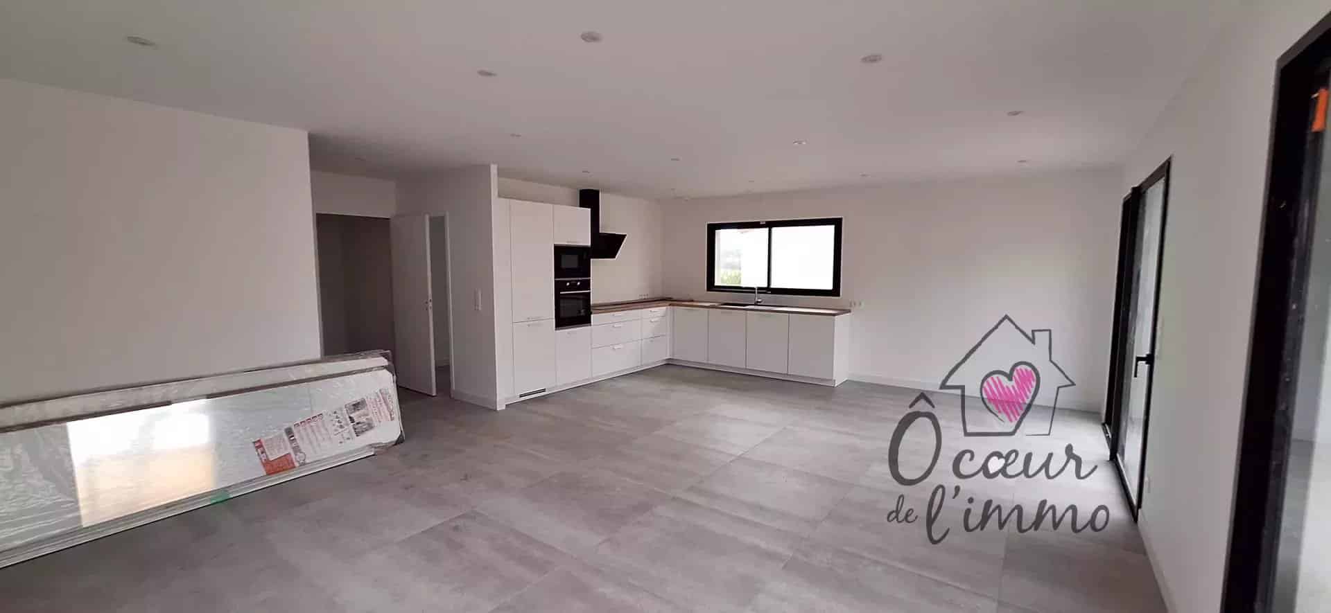 Maison plain pied : 3 chambres + garage