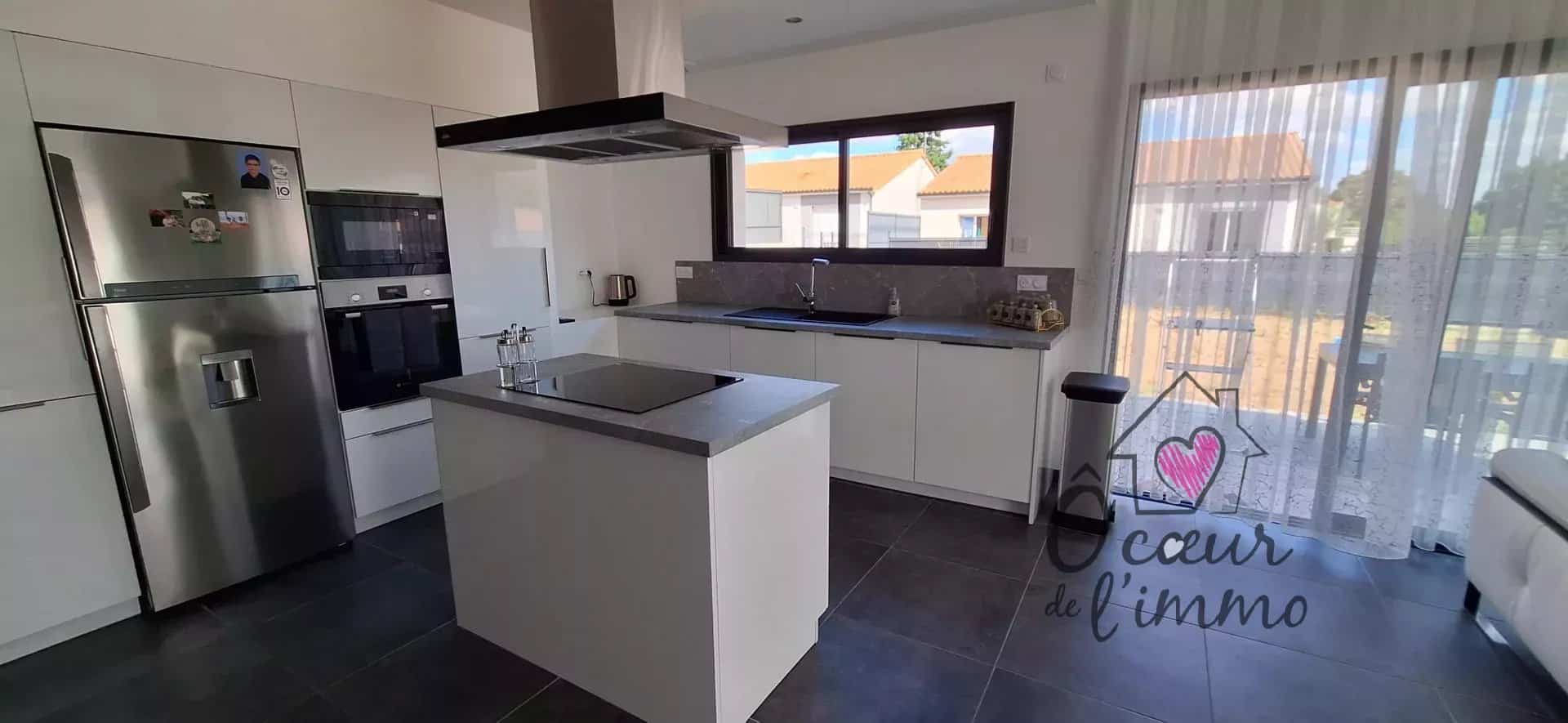 Beau Plain pied  de 118 m2 :  3 chambres + garage