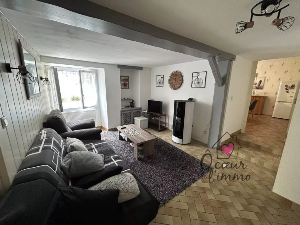 MAISON DE BOURG