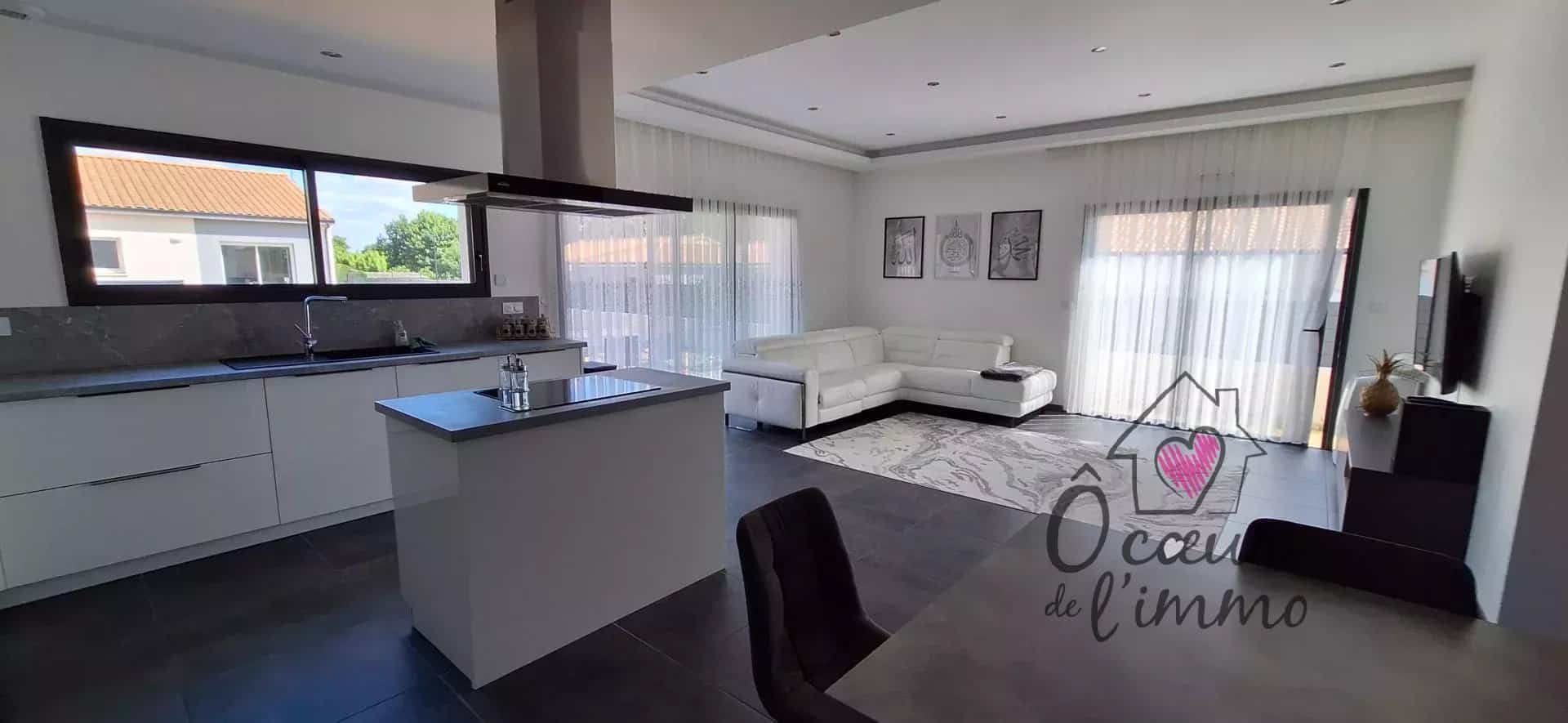 Beau Plain pied  de 118 m2 :  3 chambres + garage