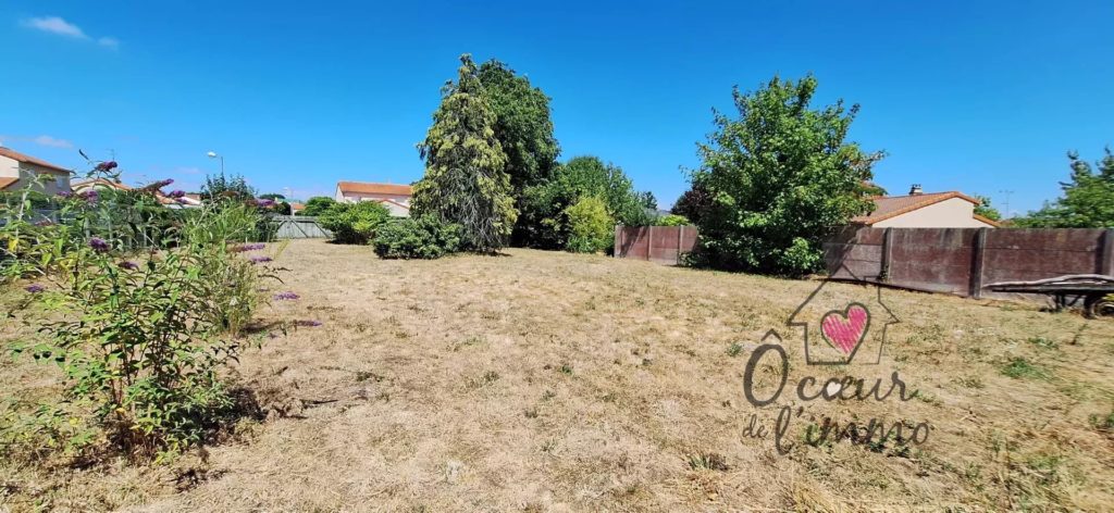terrain à batir 830 m2