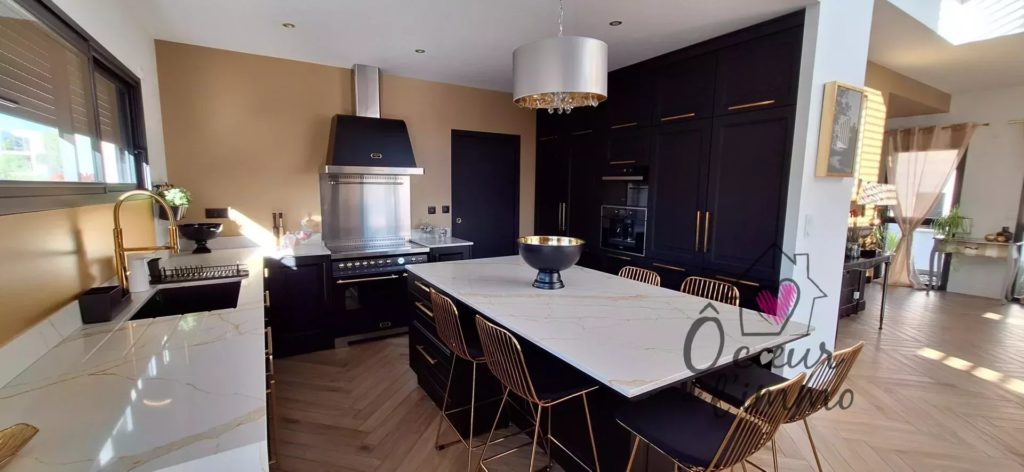 Maison  186m2 : 4 chambres + bureau