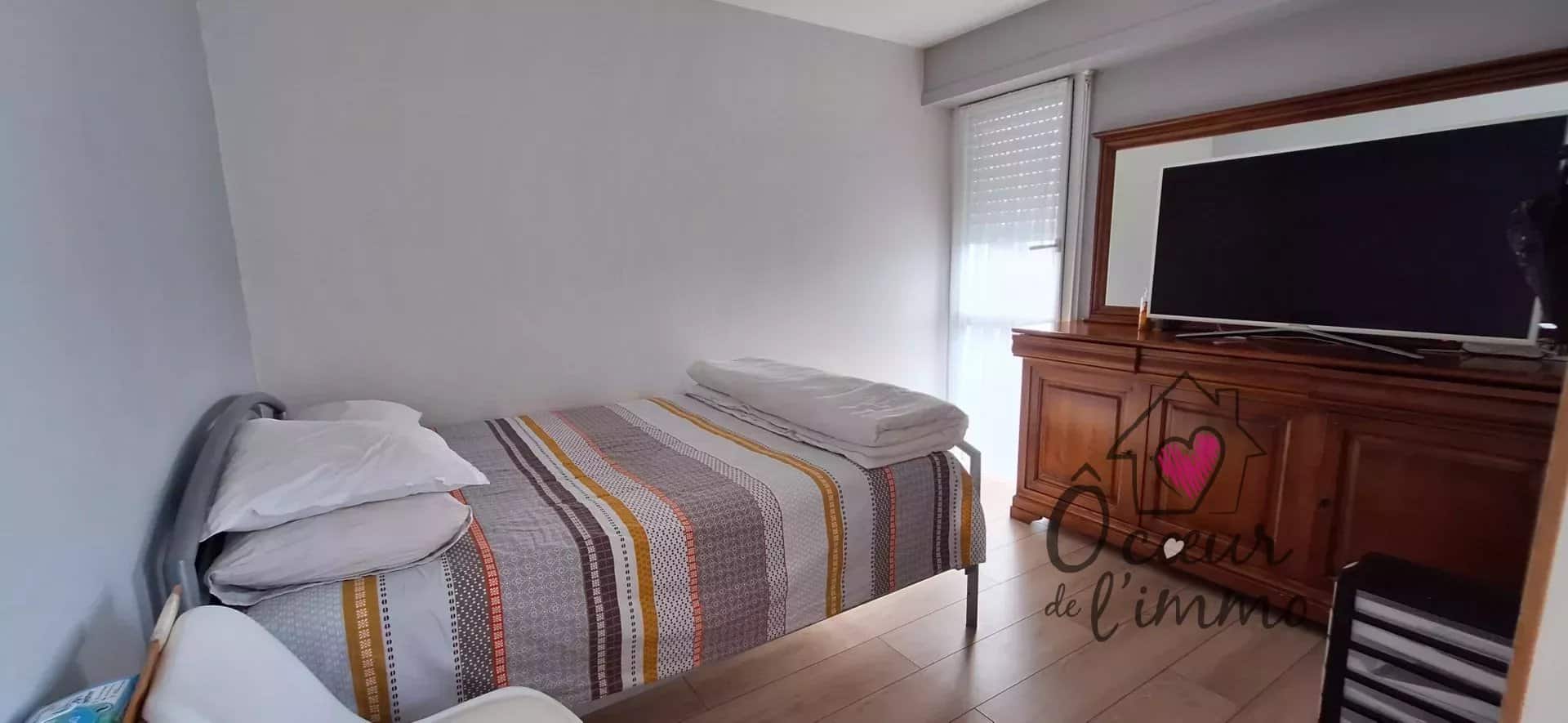 Appartement type 5 proche centre ville.
