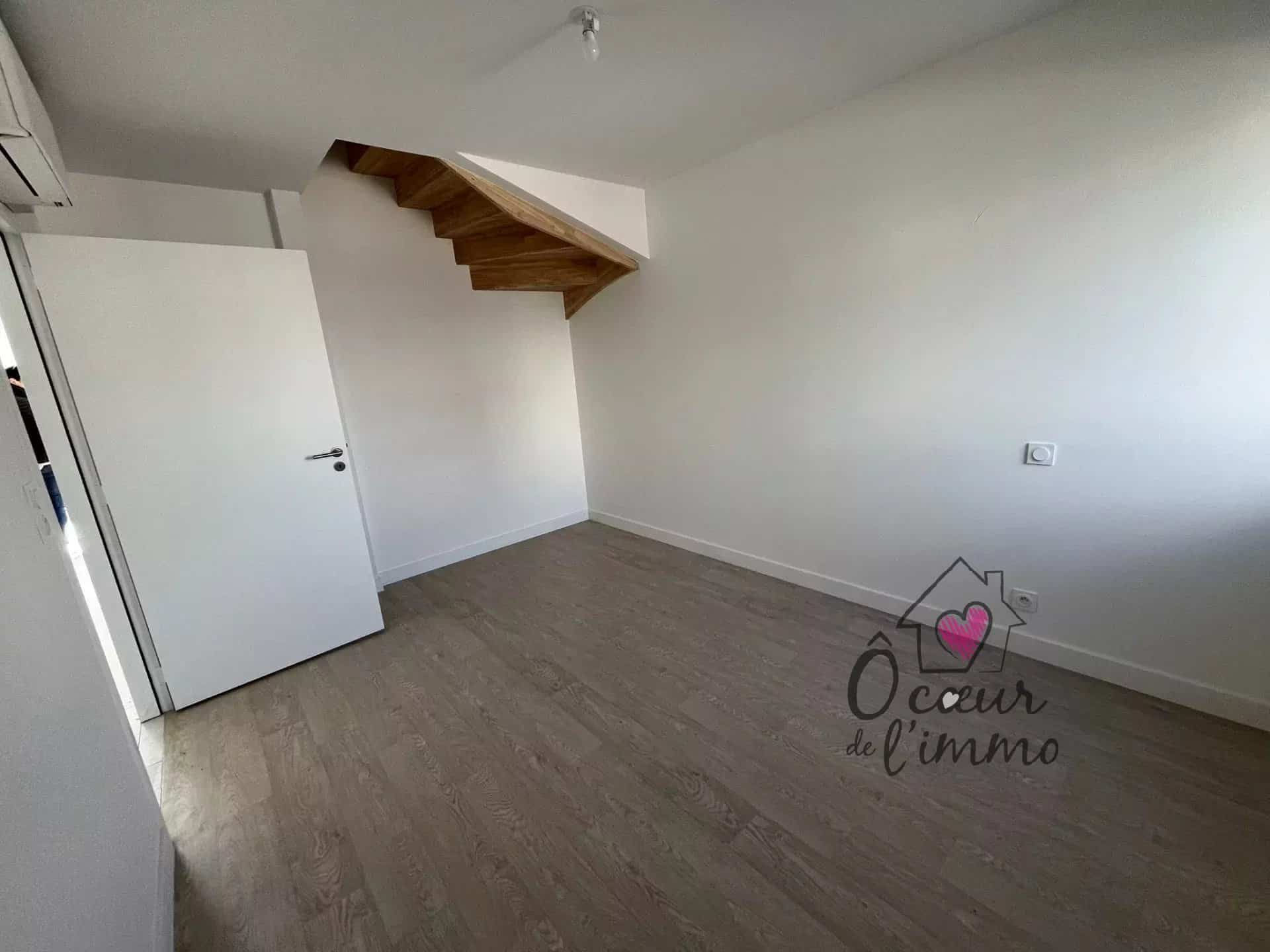 CHOLET APPARTEMENT T4