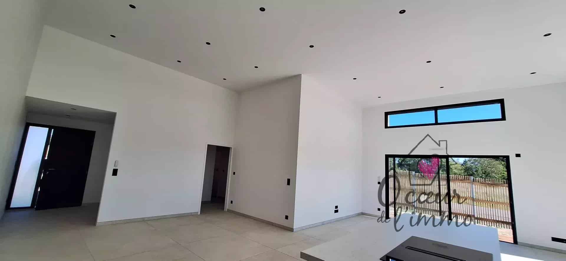 Nouveau :  Plain pied 4 chambres :144m2 + garage